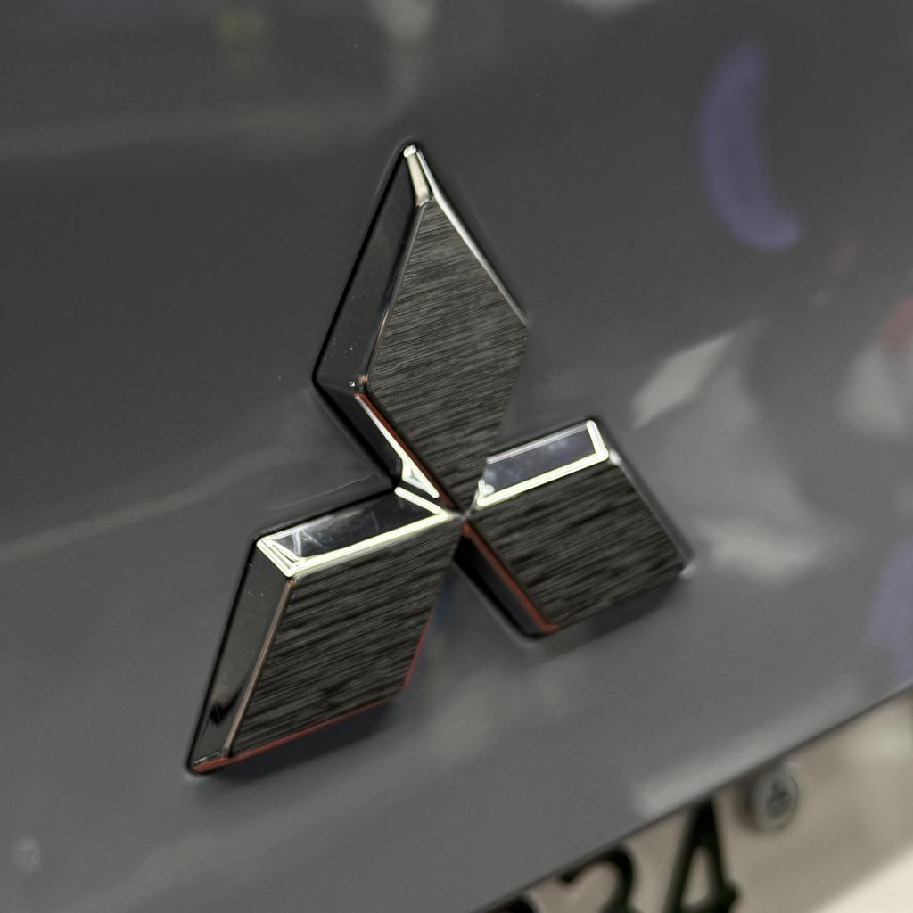 Mitsubishi Outlander PHEV Rear Emblem Custom Seat Hairline Rear Emblem