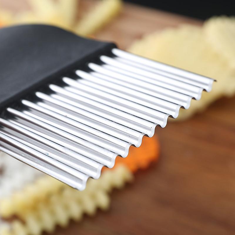 Potato Cutter Wavy Vegetable Slicer Potato Chip Slicer Chopper French Fries Cutter Vegetable Crinkle Cutter Knife Kitchen Tools