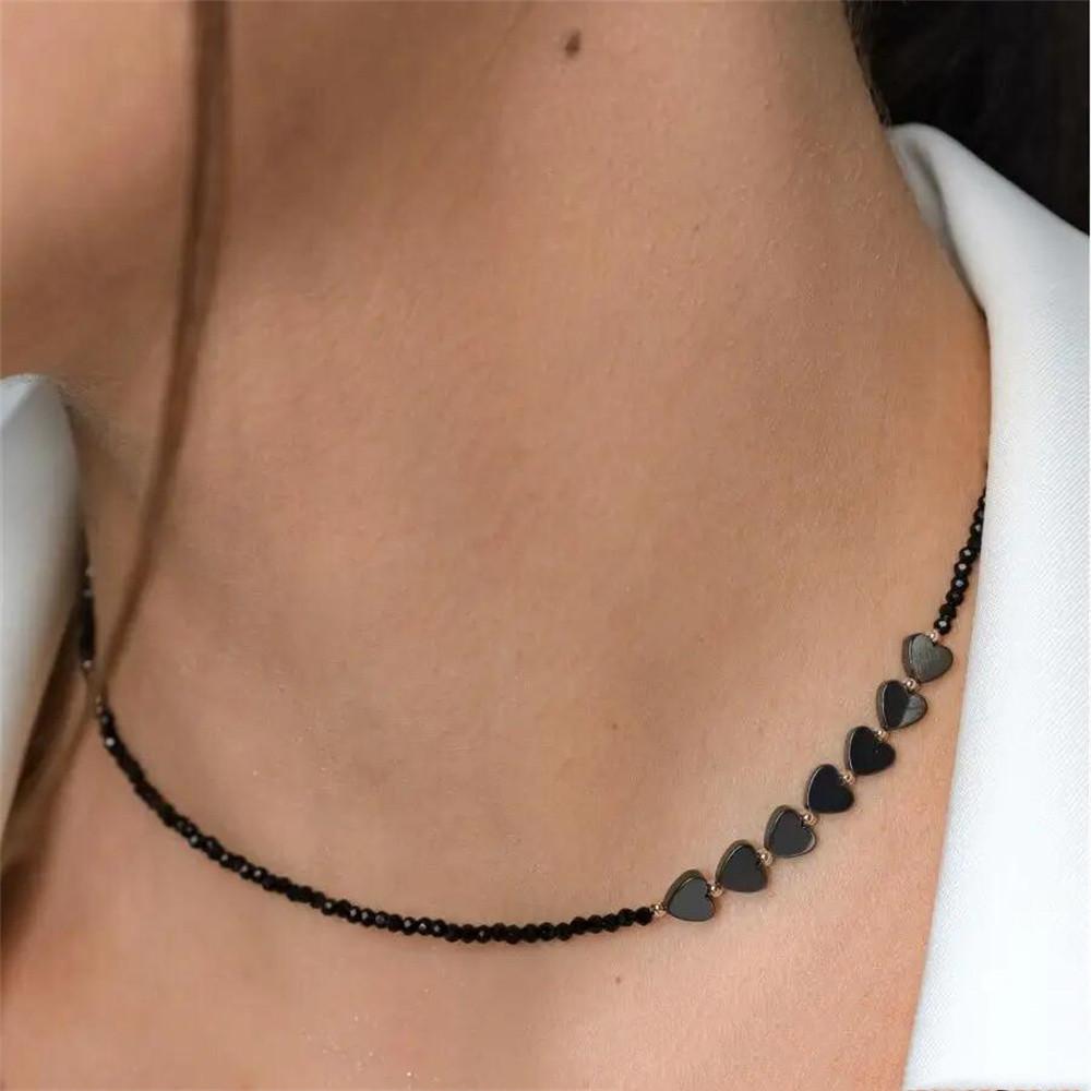 Colier Modern Minimalist cu Patchwork din Piatră de Biliară Neagră în Formă de Inimă și Mărgele de Cristal pentru Cadou Femei Nou 2024