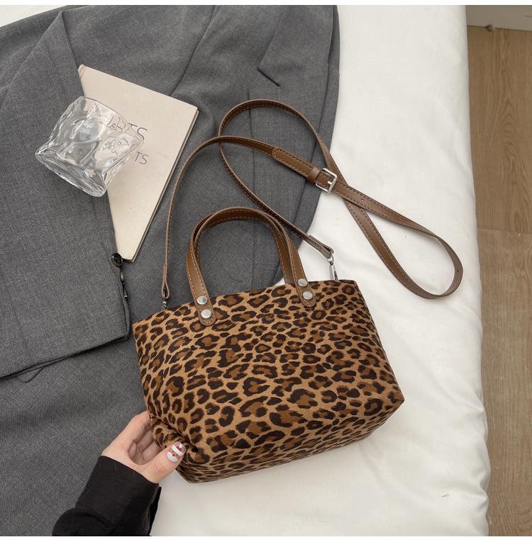 2025 High-End Retro Leopard Print Suede Handbag – Versatile Autumn/Winter Bucket Shoulder Bag for Women