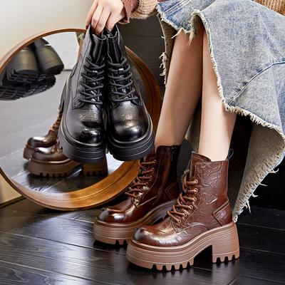Automne/Hiver 2024 Nouveaux Talons Hauts Rétro Bottines Courtes Bottes Décontractées Polyvalentes pour Femmes Mode Enfant Bottes pour Femmes