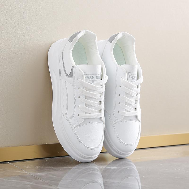 Spring new ins soft-soled student sports and leisure shoes board shoes