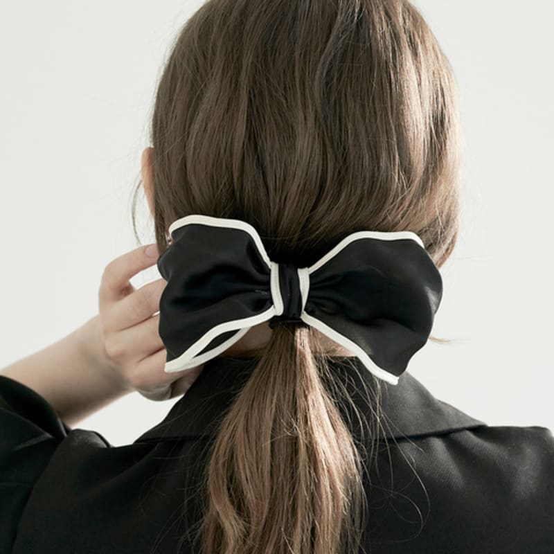

BESTY Wang Ribbon Pin Hair Cuff Black Ribbon Automatic Pin Wire Ribbon Hairpin - Plain Ivory