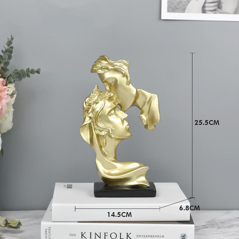 Nordic creative ornaments modern minimalist style character sculpture resin crafts couple kiss wedding gift home decoration