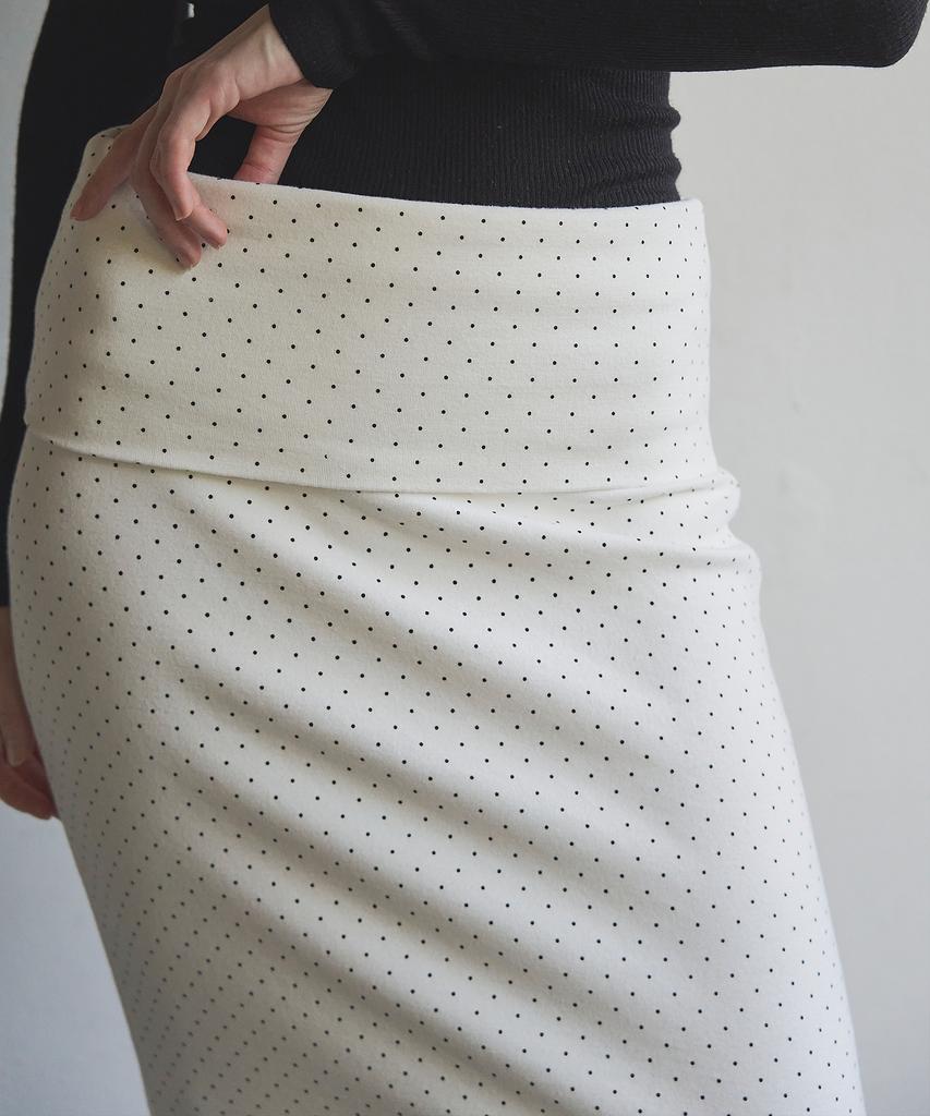 Iteoneolmomeonteu Warm Dot Peach Maxi Skirt_White