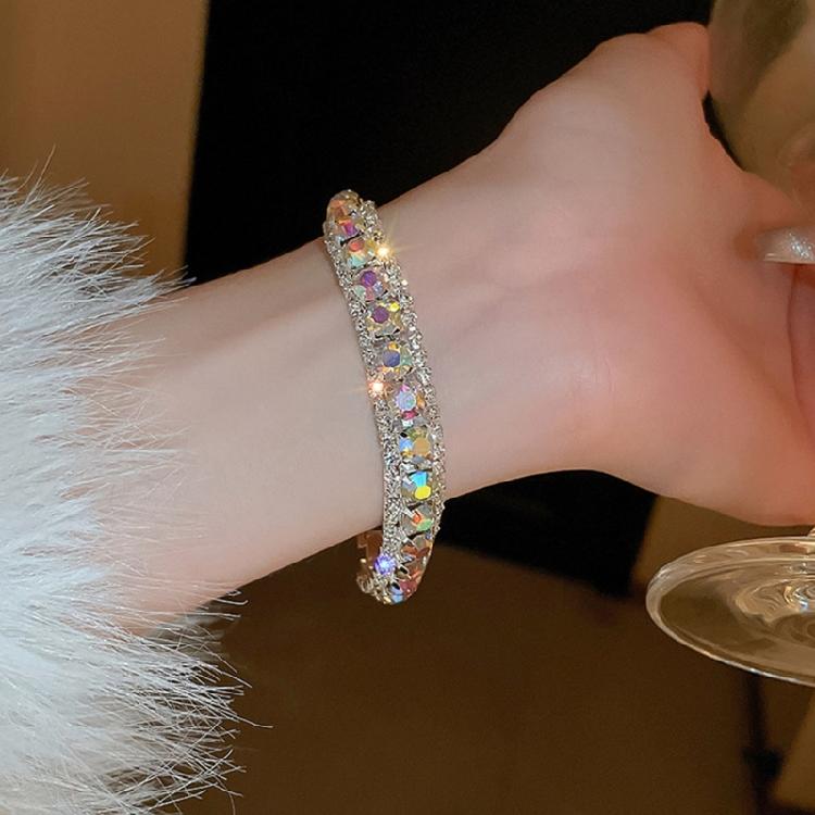 Portable Vibranting Color Bracelet Featuring Sturdy Alloy and Austrian Crystals Fashionable Accessory for Women Ladies