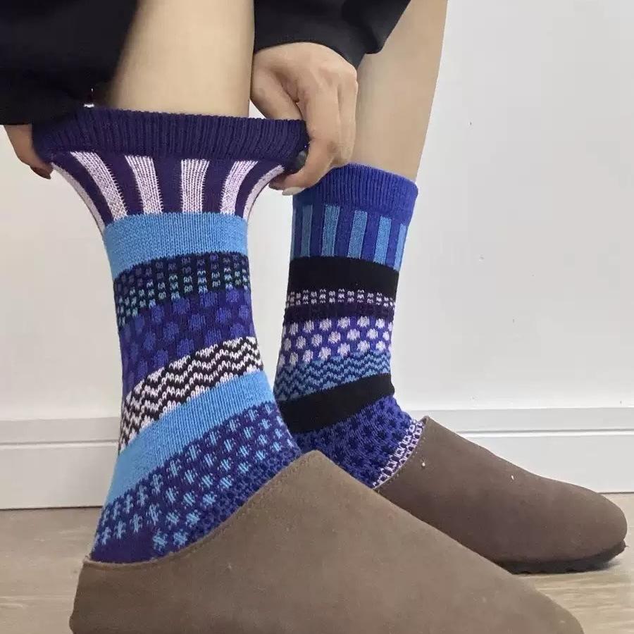 

It S Too Much! I Really Love Retro Ab Mandarin Duck Socks~ It S Beautiful With Furry Shoes! One size fits all синьо-фіолетовий