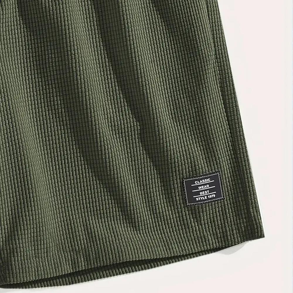 Men's Casual Sports Shorts - Versatile Summer Men's Loose Five-pocket Pants - Pineapple Patterned Shorts