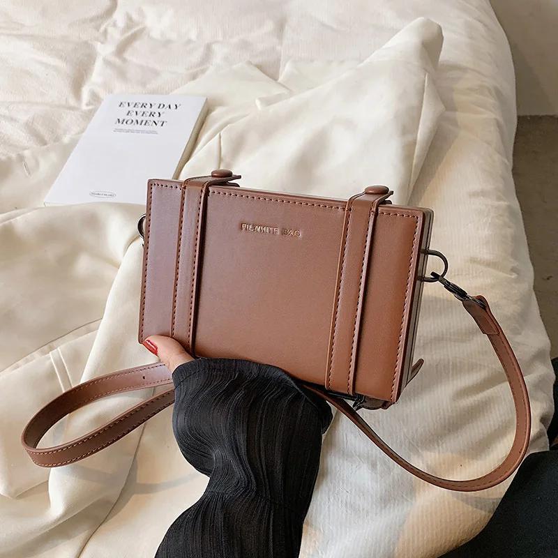 Einfache Herren Kleine Umhängetasche Unisex Phe Bags Streetwear Persönlichkeit Kofferform Crossbody-Taschen bolso