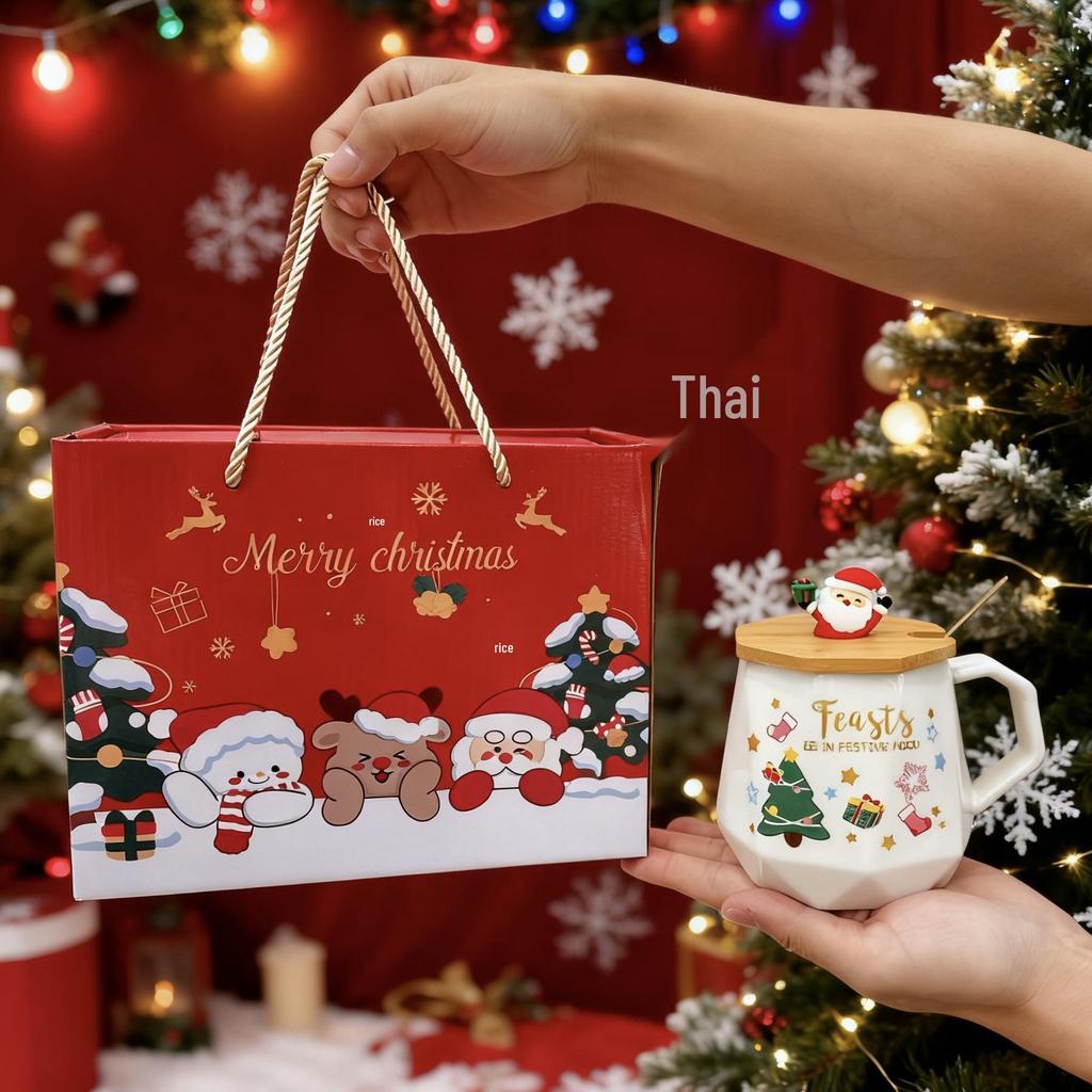 Santa Claus Ceramic Mug Gift Set: Constant Temperature, Large Capacity, High-Quality Cartoon Christmas Cup.