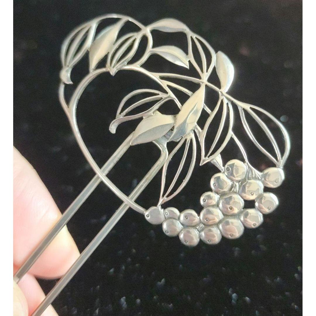 Used Metalwork openwork two-pronged hairpin movable plant motif Japanese accessory
