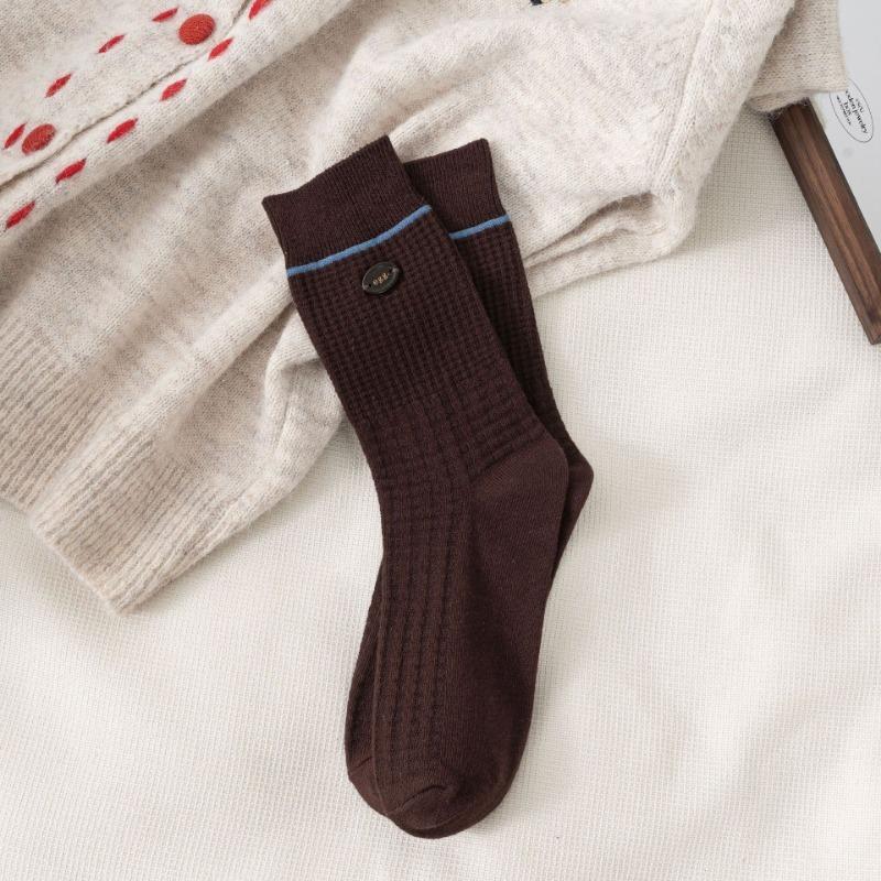 

Женские осенне-зимние винтажные носки-гольфы в горошек и полоску с пуговицами и цветной вставкой 1 pair кофейный