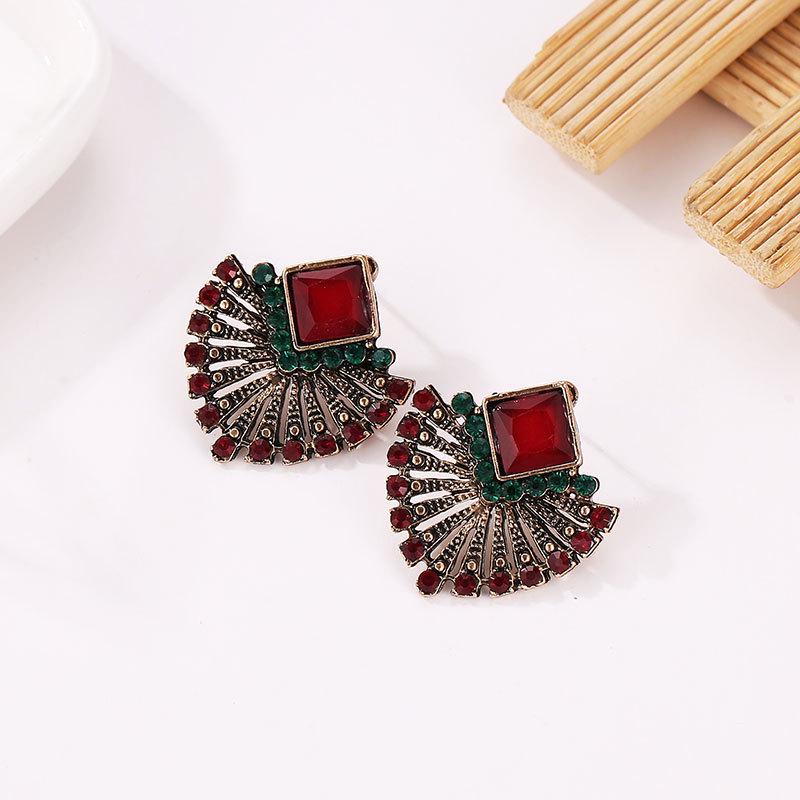 Retro Bohemian Ruby & Crystal Fan-Shaped Earrings - European & American Ethnic Style