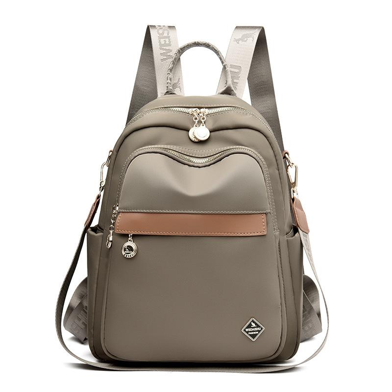 A Fashionable and Versatile Backpack with A Large Capacity and Is Lightweight for Women's Travel and Leisure