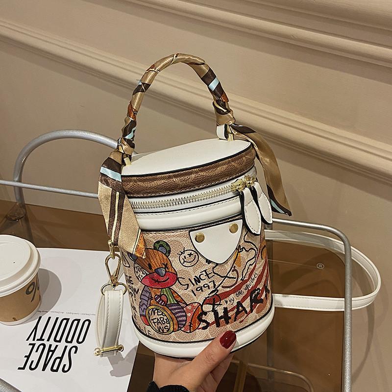 2024 New Fashion Graffiti Bucket Bag Women Street Style Round Cylinder Bag