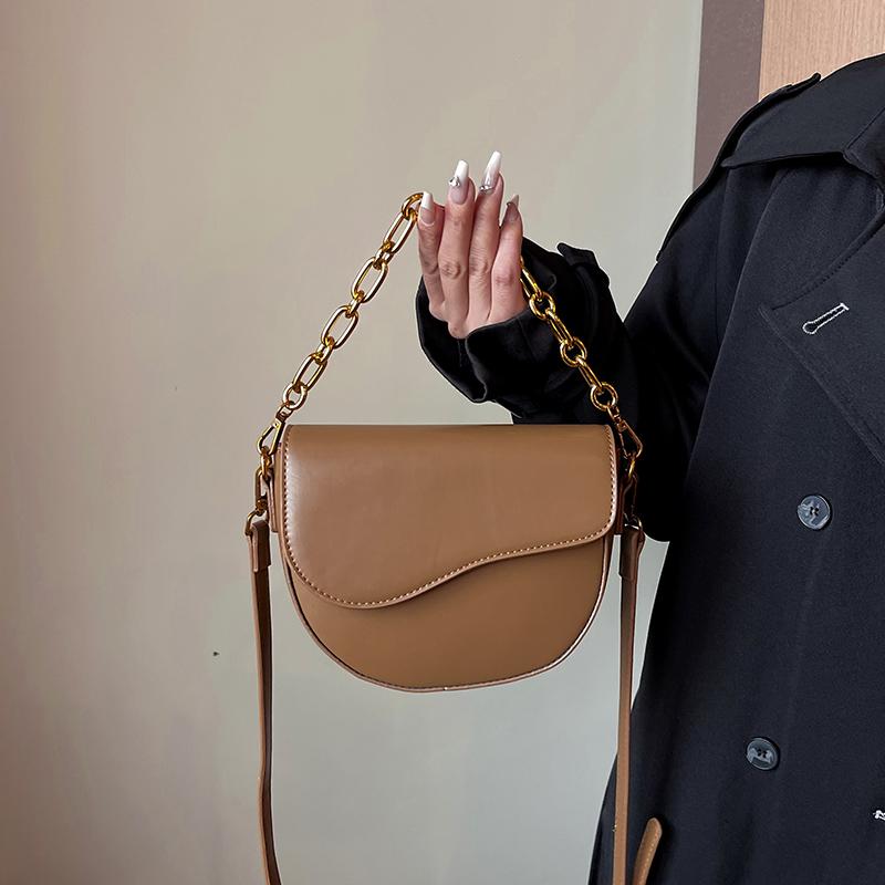 Women's Shoulder Bags  New Fashion Solid Popular Luxury Designer Women's Handbags Trend Solid Underarm Bags