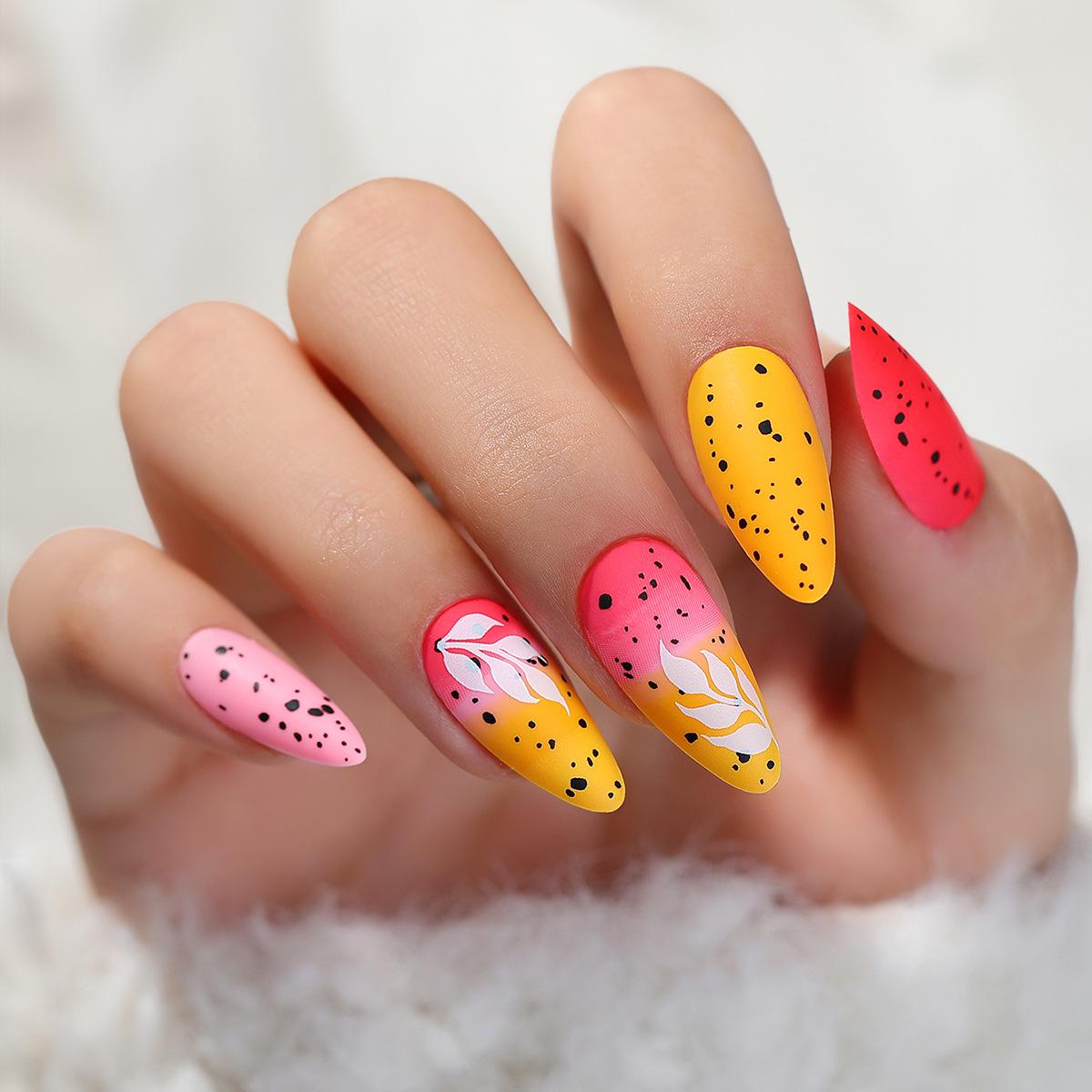 

Gradient Matte Almond-Shaped Wearable Nail Art Patches