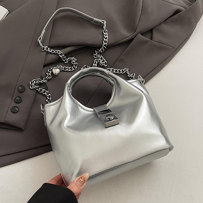 Trend Hot Sale Retro Oil Wax Leather Simple Portable Shoulder Bag Fashionable Versatile High Sense Messenger Bucket Bag Woman