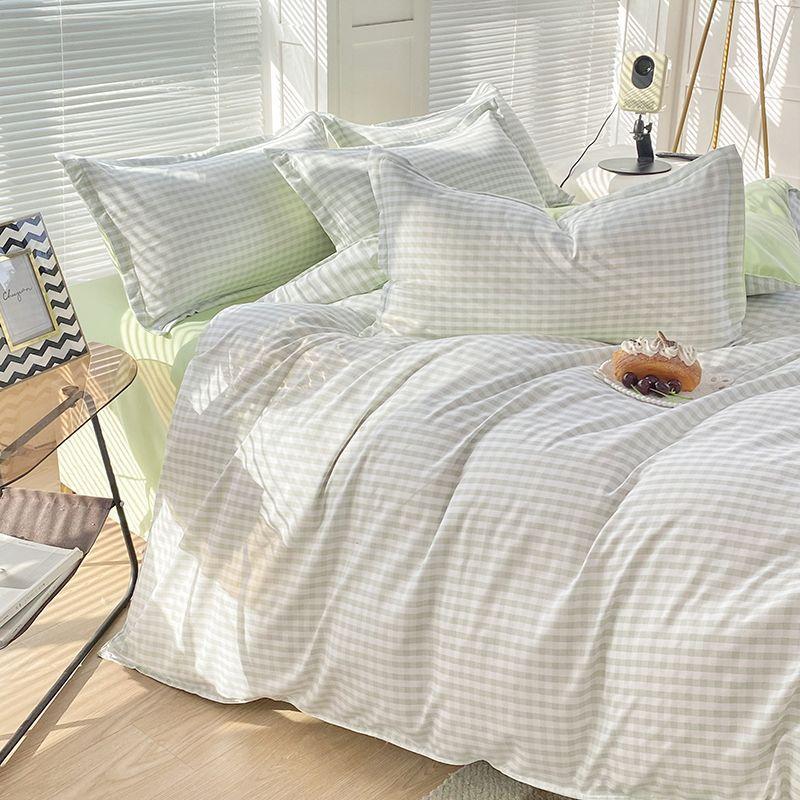 Small Fresh Bed Four-piece Dormitory Quilt Cover Three-piece Bed Sheet Set