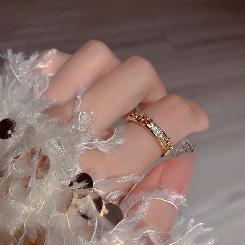 925 Unique Highend Sterling Silver Couple Rings Featuring Dazzling Diamond Accents For Women