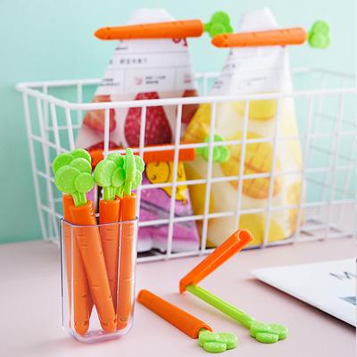 Clipe de vedação de cenoura Clipe de saco de comida Saco de lanche de cozinha Clipe de vedação de conservação de alimentos Adesivo de geladeira 5 peças