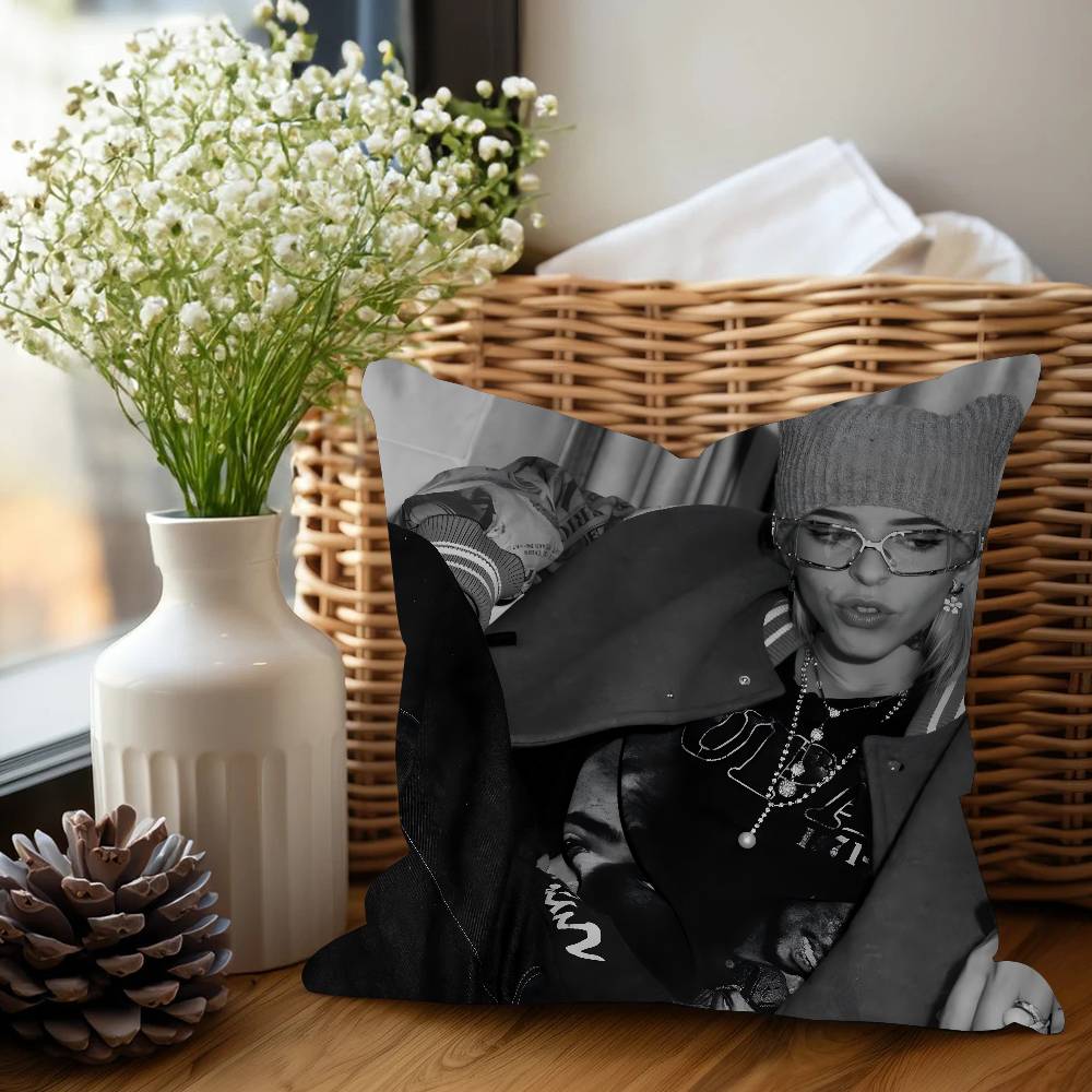 Singer Young M-MikoS Pillow Anime Pillow Sofa Bed Head Pillow Cover Cushion Cover 45x45 Cm Fashion