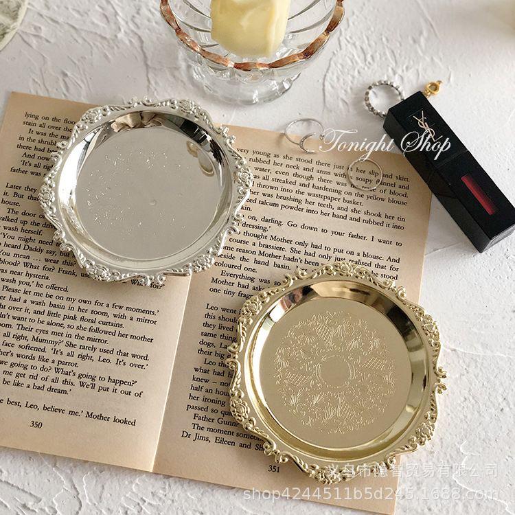 Retro Carved Metal Tray: Aromatherapy Candle Holder or Jewelry Display in Palace Style for Cafe Decor or Photo Props.