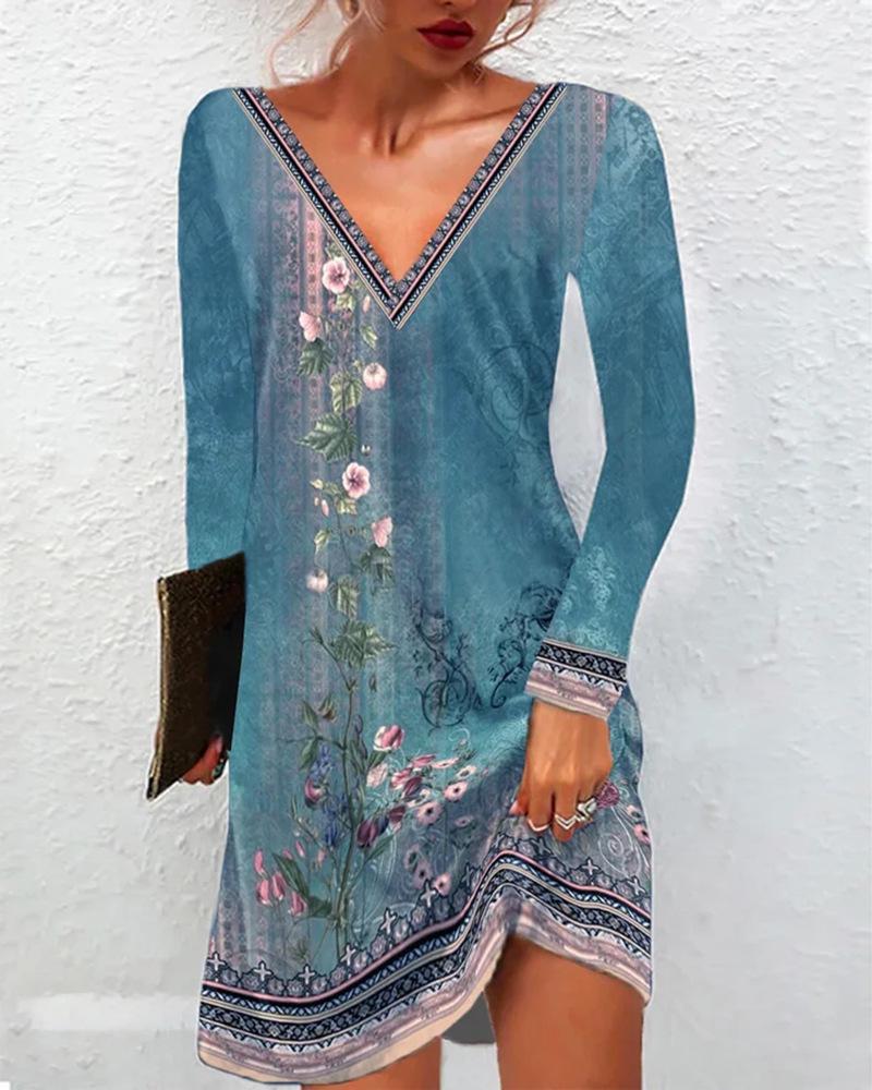 2025 Women's Ethnic Print V-Neck Short-Sleeve Dress - Spring/Summer Collection