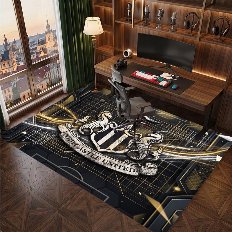Tappeto in Velluto di Cristallo con Stampa di Calcio del Newcastle United, Comodo Assorbente d'Acqua Antiscivolo Tappeto per Pavimento Interno