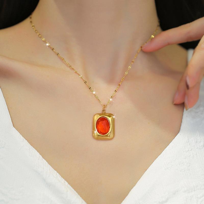 Square Gemstone Personalized Minimalist Wind Furnace Real Gold Necklace Female Collarbone Chain With