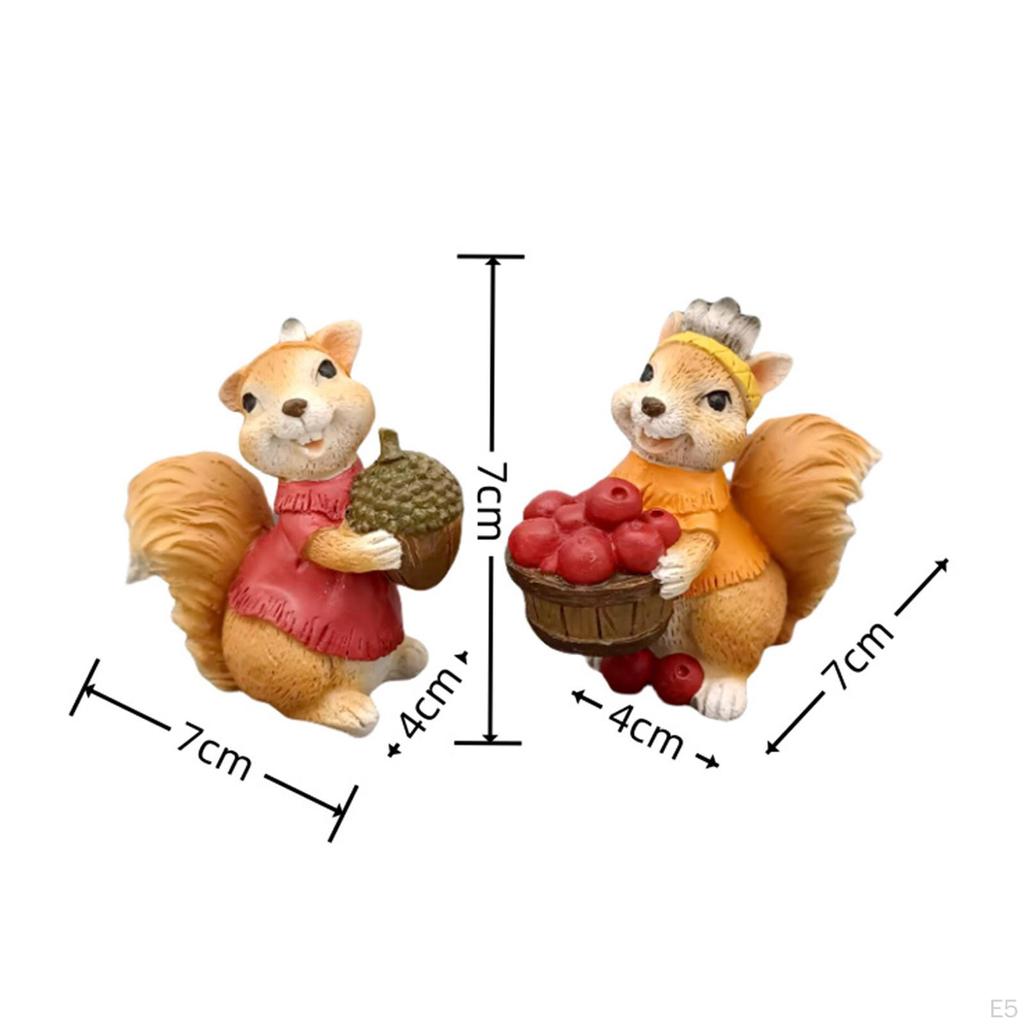 2 Pieces Squirrel Figurines Animal Statue Ornaments Sculpture for Office Cabinet