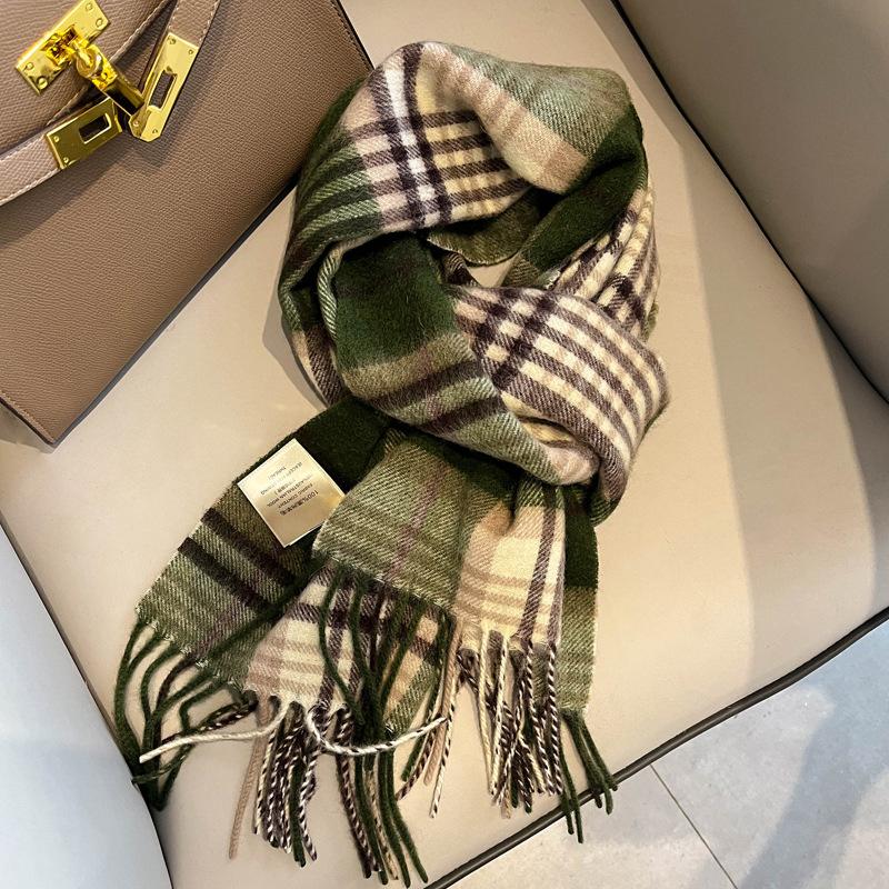 New pure wool plaid scarf British men and women couples winter warm double-sided fringed high-end scarf