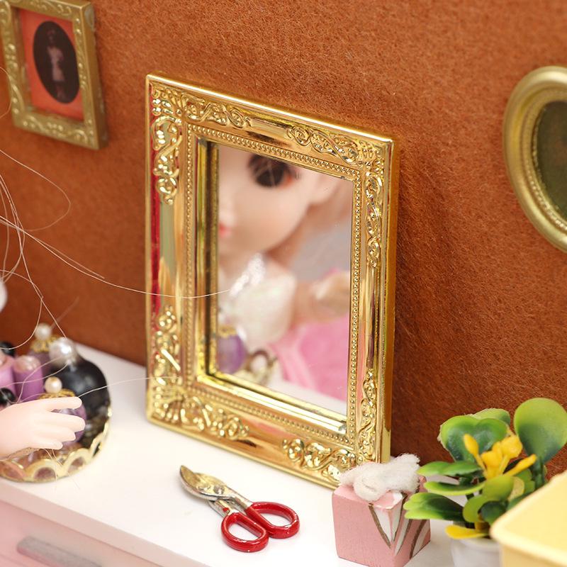 Dollhouse 1:12 Gold-Edged Mirror for Living Room/Bedroom