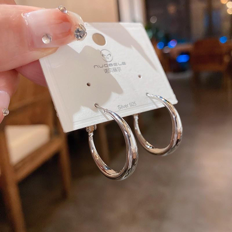 Silver plain ring earrings women's light luxury high-end stud earrings 2026 new popular niche exaggerated temperament earrings earrings