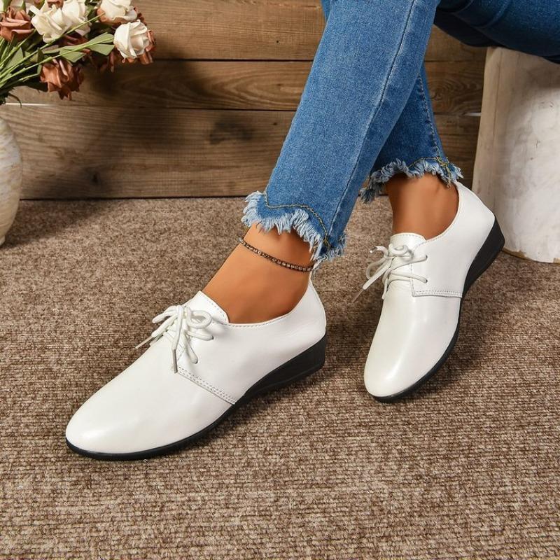 Large size single shoes women's spring and summer new casual single shoes pointed lace-up student versatile casual single shoes batch