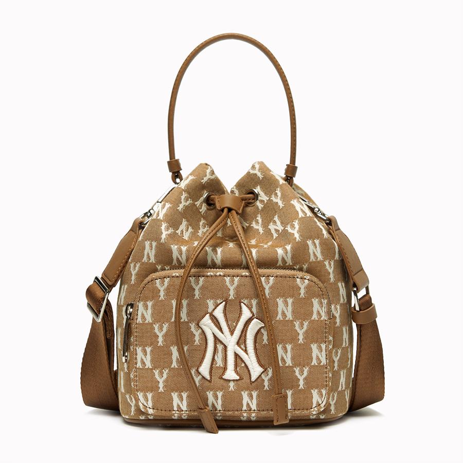Mlb Monogram Jacquard Bucket Bag Ny (Beige)