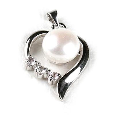 [K1135] - White Biwa 'Love' Pendant