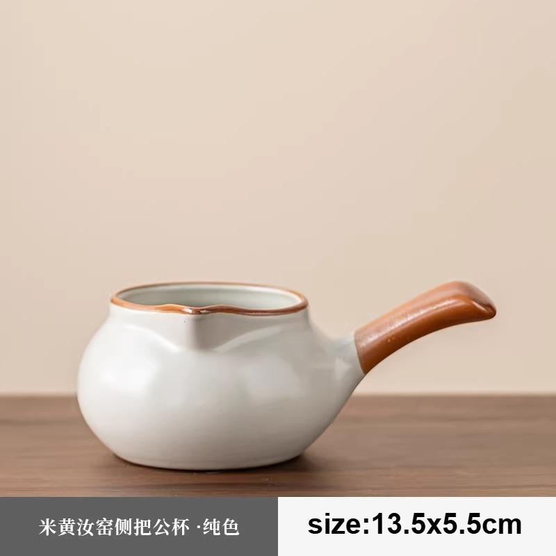 

1pc 180ml Chinese Long Handled Fair Cup Ceramic Anti Scald Tea Dispenser Family Kung Fu Teaset Single Handle Teapot Teaware 180ml