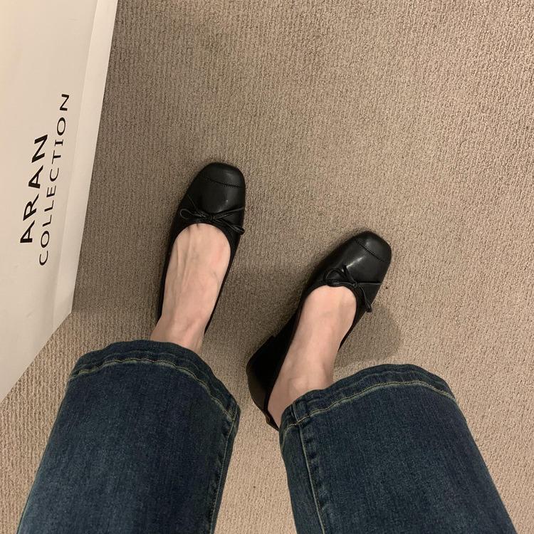 With skirt fairy style silver soft leather soft-soled grandma shoes, one pedal, light mouth ballet shoes, gentle evening single shoes