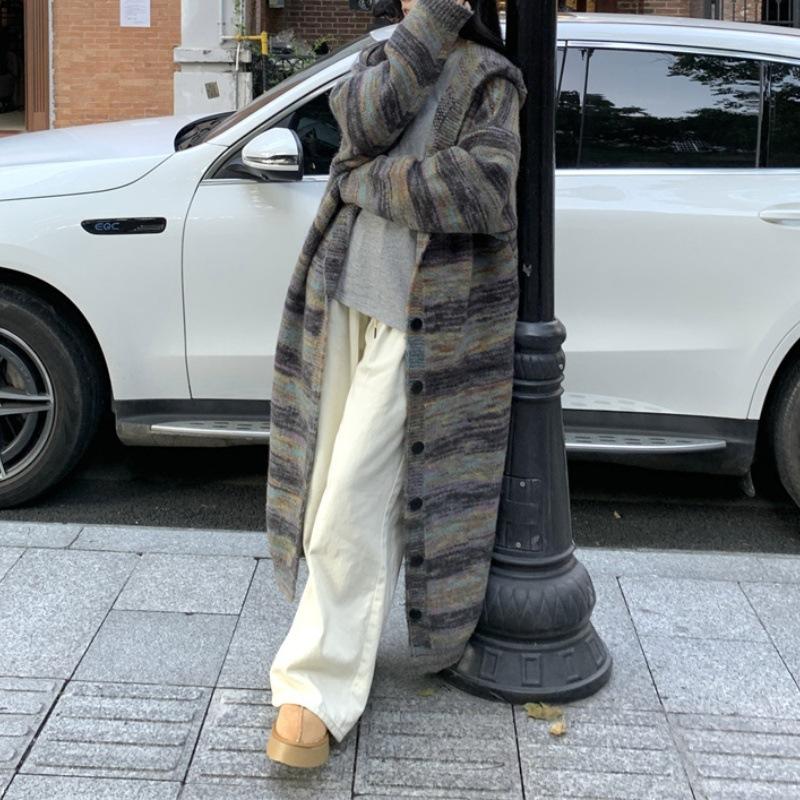 Loose large-scale knitted cardigan women's autumn and winter design sense contrasting colors lazy outer sweater jacket