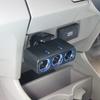 Tsuchiya Yac Car Accessories Socket Distributor Light Direction Triple 24V Black 3-Way CE-368