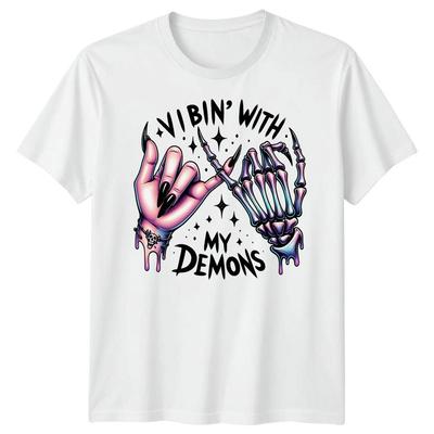 Mit meinen Dämonen chillen Alternative Gothic Männer Frauen Grafik T-Shirt Skelett Hand