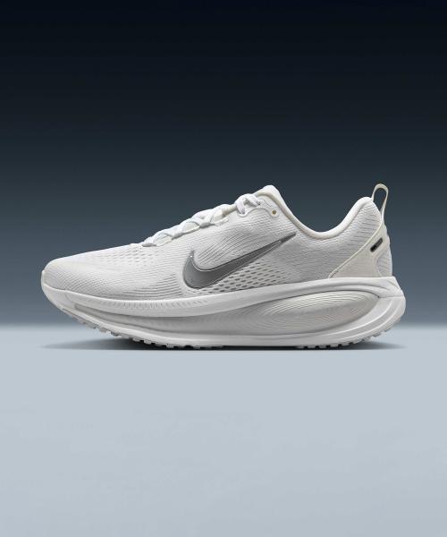[Nike] Vomero 18 W - White:Photon Dust:Summit White:Metallic Silver [HM6804-104] 230