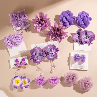 Accessoires, Ohrringe mit frischen Blumen, Handgefertigte Ohrringe mit Perlenquaste und Rose Großhandel