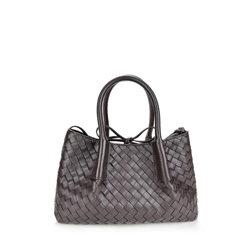 Spring and summer new woven portable shoulder portable tote bag large bag mommy bag travel bag women's bag tide