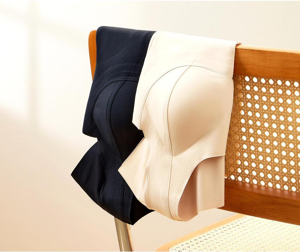 Women's Fleece-Lined Temperature-Control Set: Shaping Autumn Base Layer, No-Bra Needed.