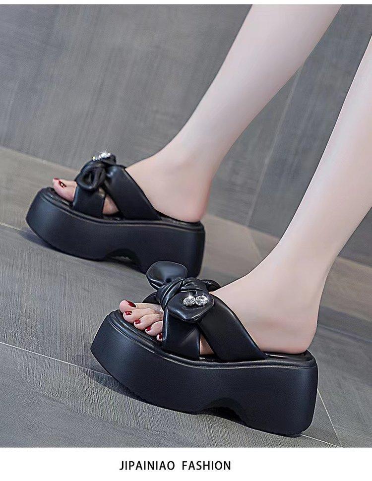 

Summer new thick-soled muffin bottom non-slip round head bow women s high heels ins super fire sandals slippers 34 чёрный