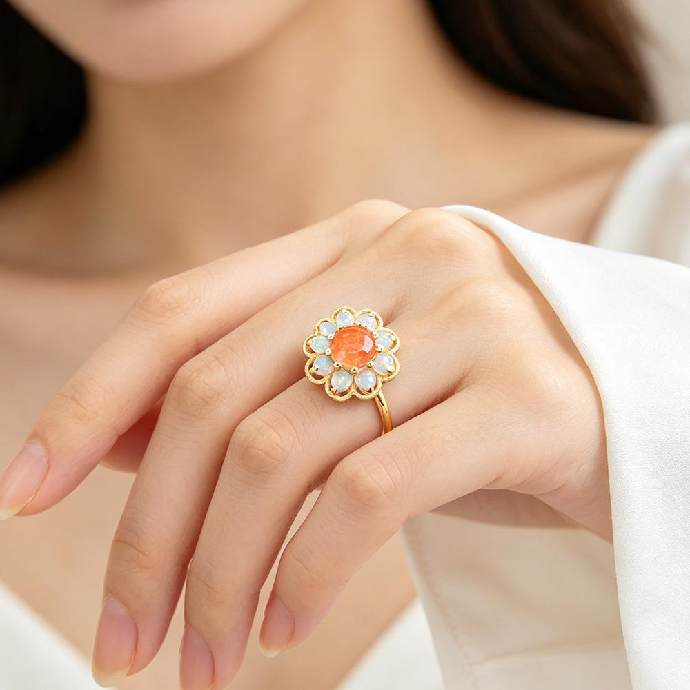 Retro Protein Stone Flower Halo Ring, Exquisite Flower Declaration Ring, Suitable for Women's Daily Wear Decoration