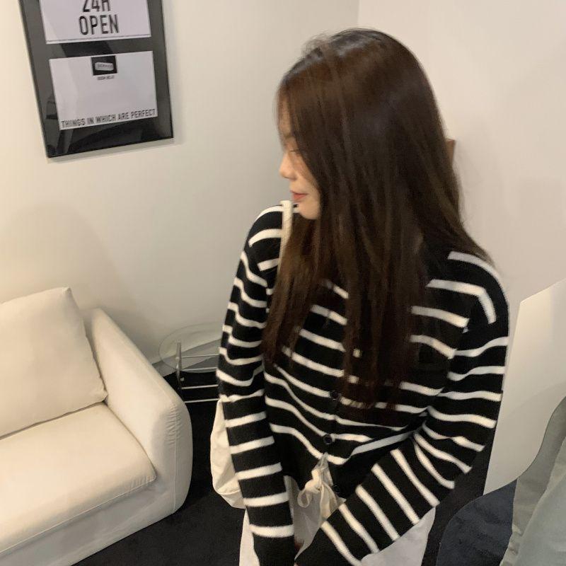 Streifen-Cardigan-Strickpullover Frühling mit Oberteil, lockerer Langarm-Cardigan, Vintage-O-Ausschnitt, lässig, kurzer Cardigan-Pullover-Mantel, weiblich