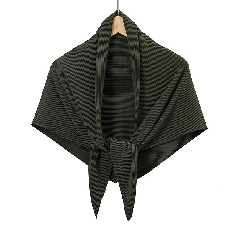 Maldives  Muslim Pleated Square Scarf Matt Silk Plain Hijab Women Crinkle Satin Headscarf Premium Soft Wrinkle Scarves
